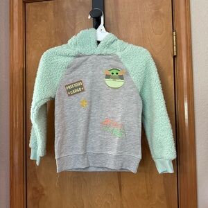 Star Wars The Child Mandalorian hooded Sherpa fleece sweatshirt size XS